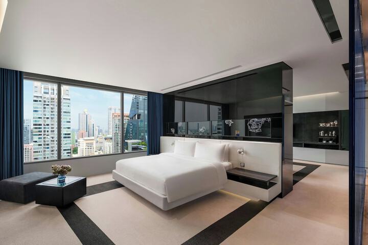 Room 36 of 171