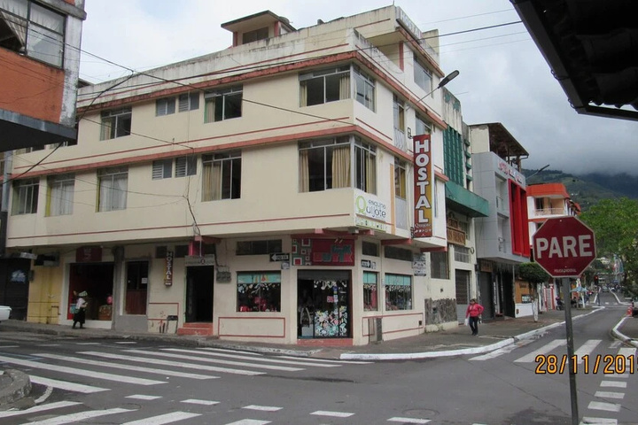 La Esquina Del Quijote