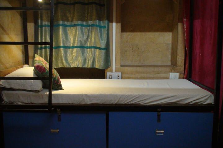 Room 21 of 41