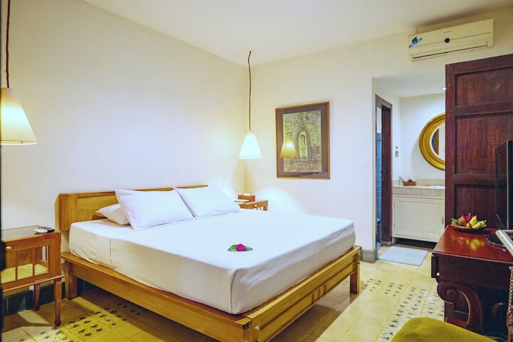 Room 14 of 120