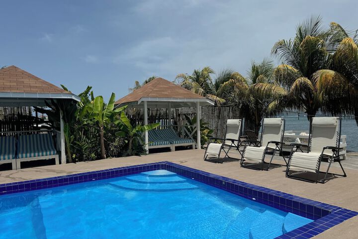 Pool 7 of 12