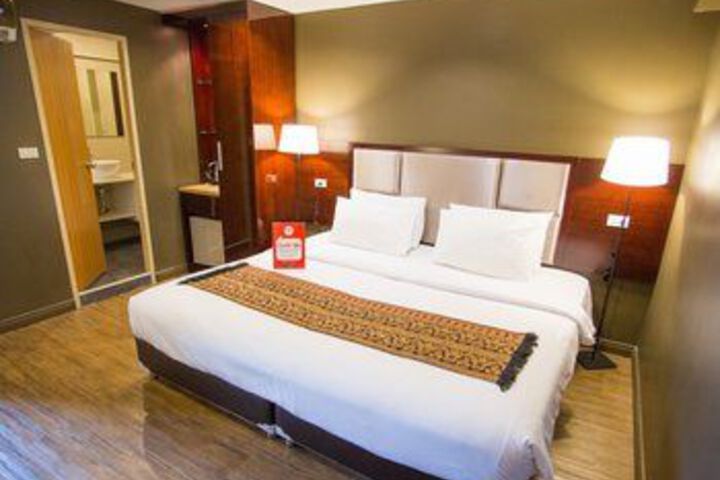 Room 49 of 100