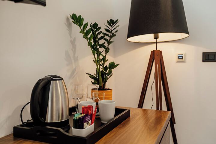 Room 16 of 217