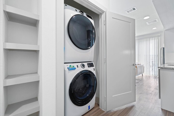 Laundry 468 of 656