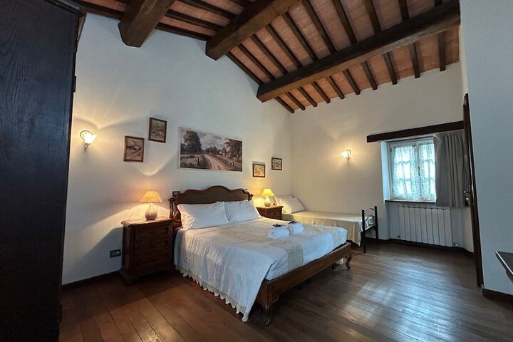 Room 11 of 74