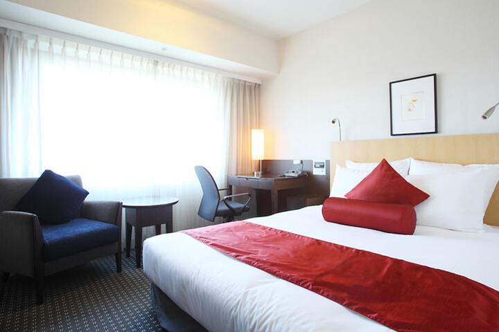 Room 15 of 156