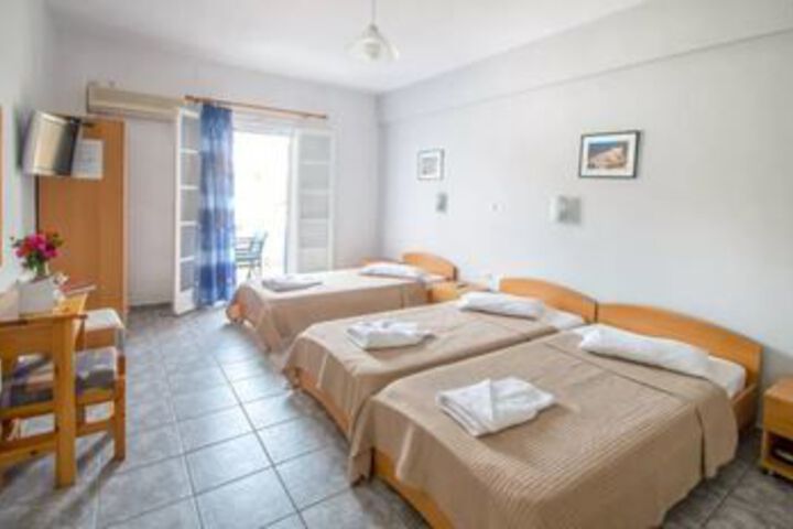 Room 14 of 22
