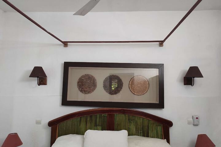 Room 22 of 85