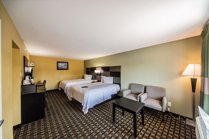 Room 44 of 79