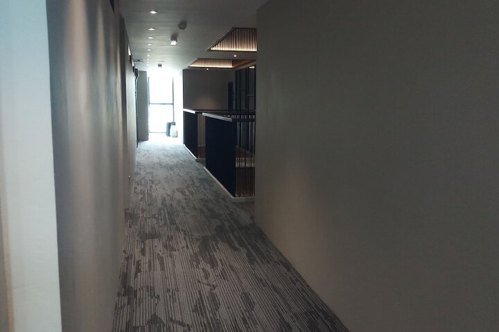 Ballroom/Hall 42 of 44