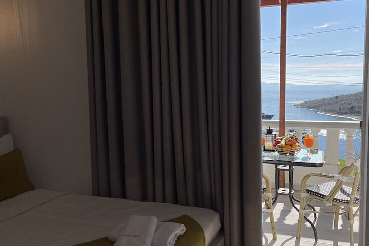 Room 40 of 111