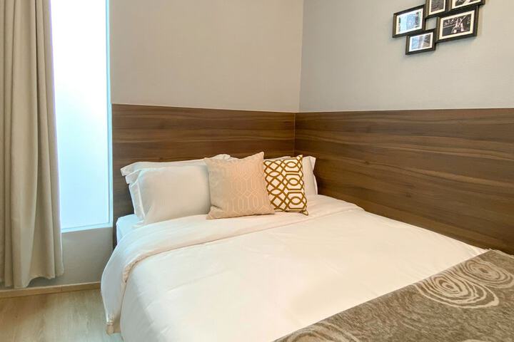 Room 9 of 46