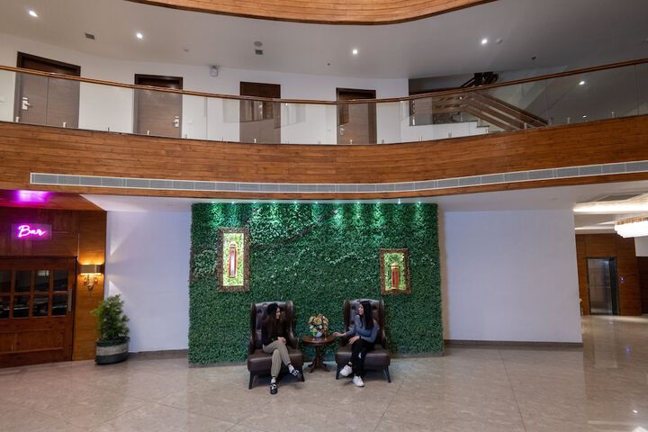 Hotel Interior 17 of 94
