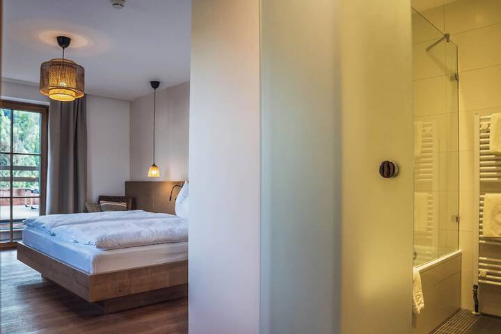 Room 18 of 87