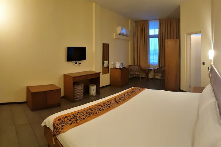 Room 16 of 59