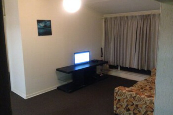 Room 28 of 117