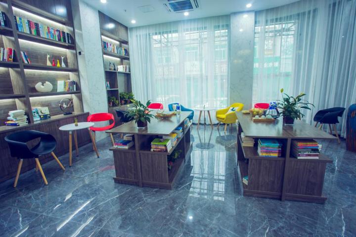 Urban Garden Hotel Qinhuangdao Haiyang Road