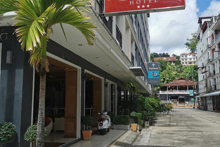 Hotel 42 of 43