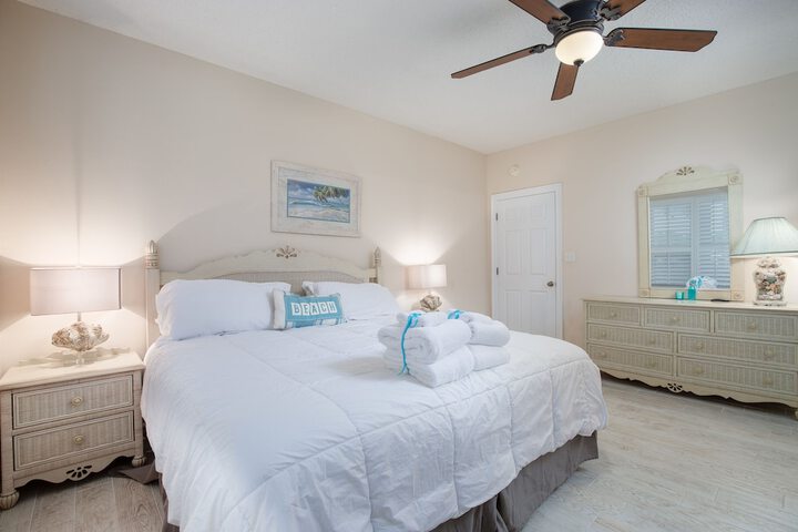 8572 Turnberry Ct Miramar Pearl House in Miramar Beach, FL