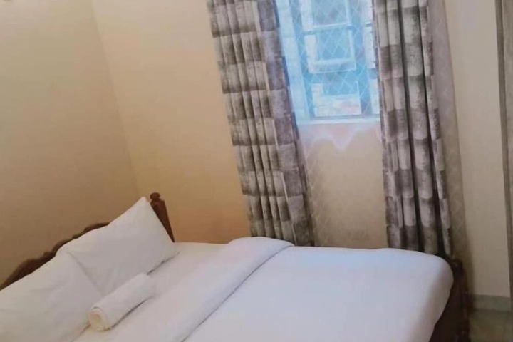 Room 2 of 42