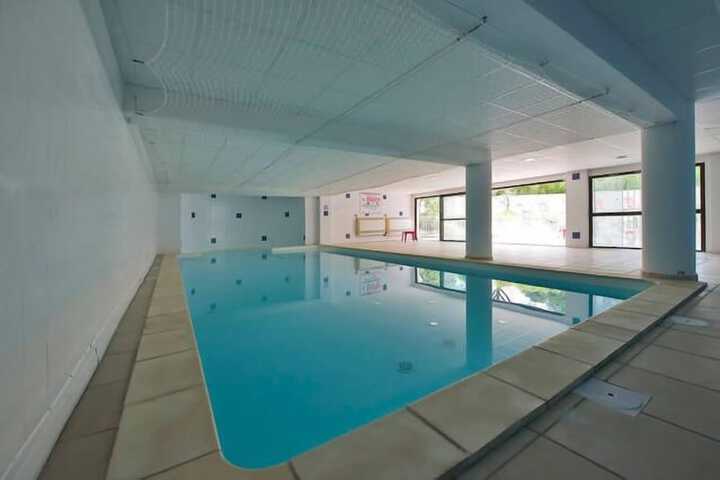 Hotel Pool