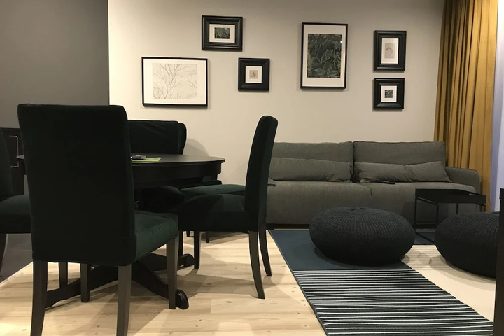 Room 2 of 22