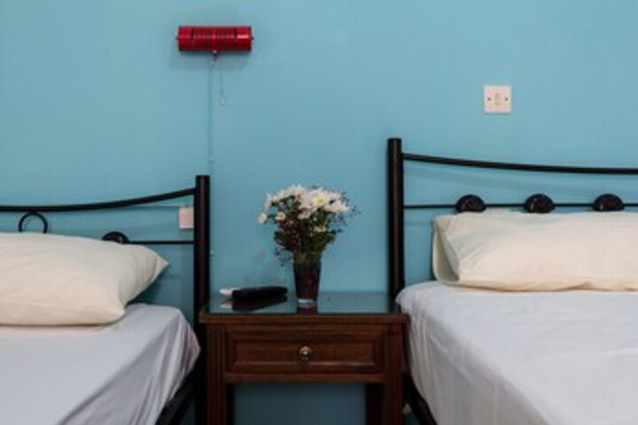 Room 51 of 63