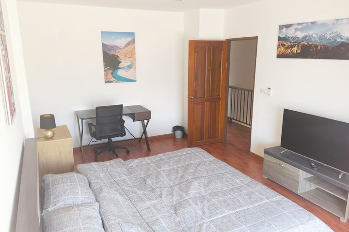 Room 9 of 73
