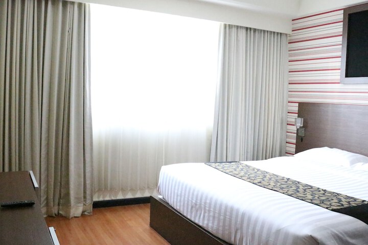 Room 6 of 88