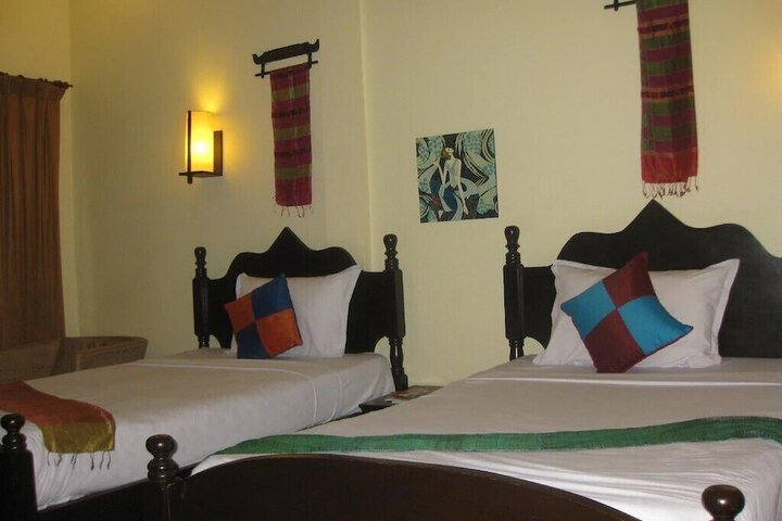 Room 14 of 32