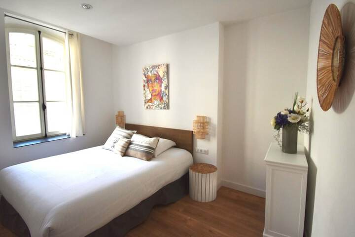 Room 4 of 309