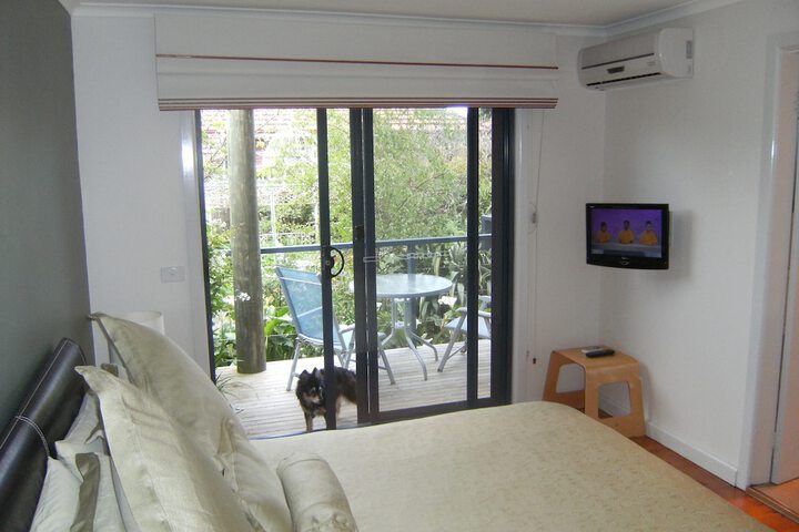 Room 5 of 24