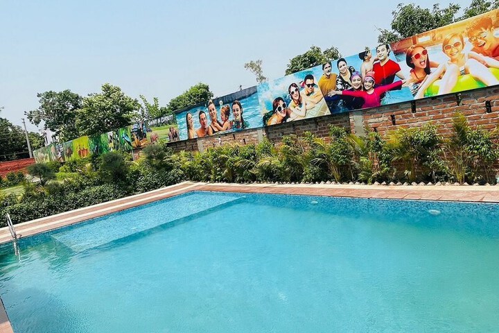 Pool 9 of 29