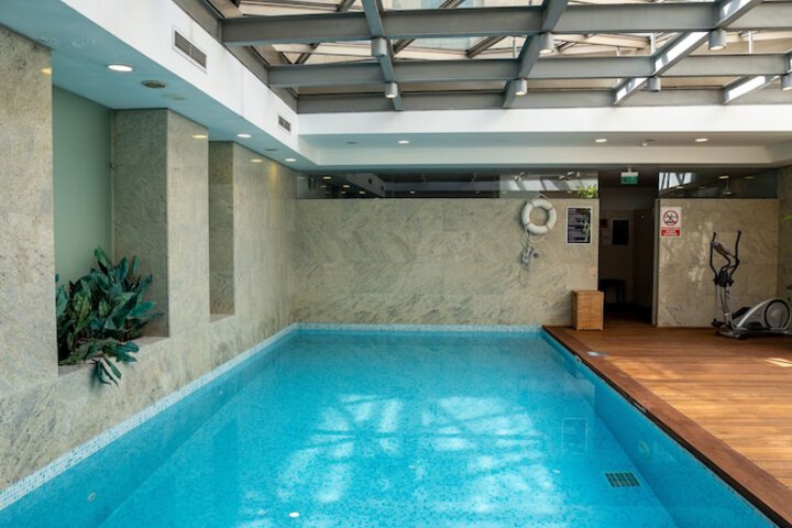 Pool Hotel