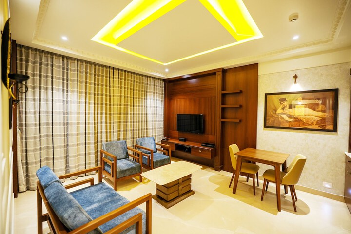 Room 33 of 70