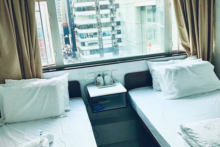 Room 41 of 49