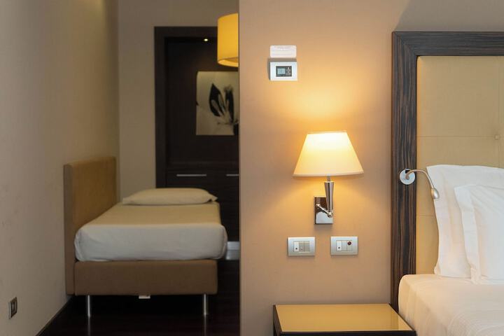 Room 47 of 132