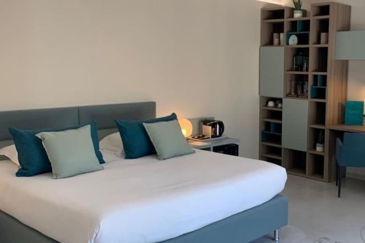 Room 31 of 217