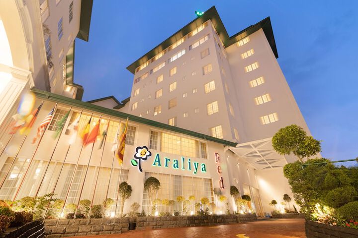 Photo of Araliya Red - Budget friendly Hotel- Where you find stunning 360 panoramic view of Nuwara Eliya
