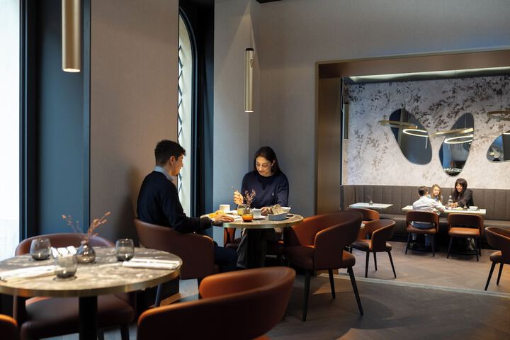 Breakfast area