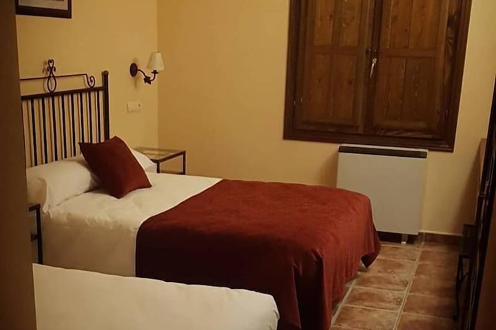 Room 3 of 12