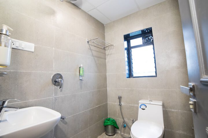 Room 15 of 24