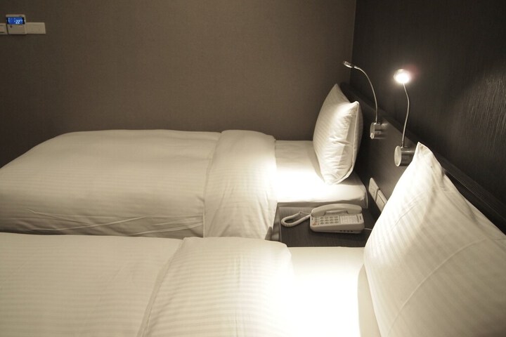 Room 21 of 68