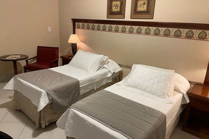 Room 14 of 85