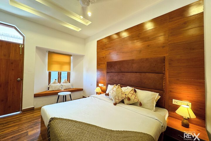 Room 42 of 68