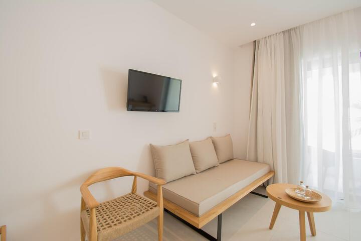 Room 4 of 58