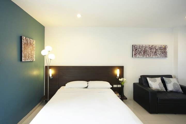 Room 5 of 38