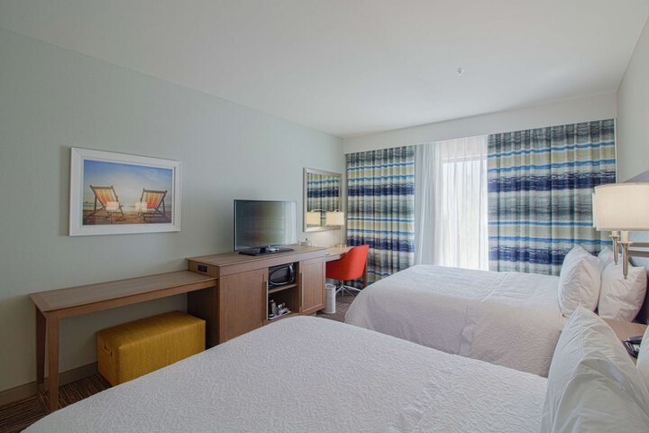 Room 4 of 42