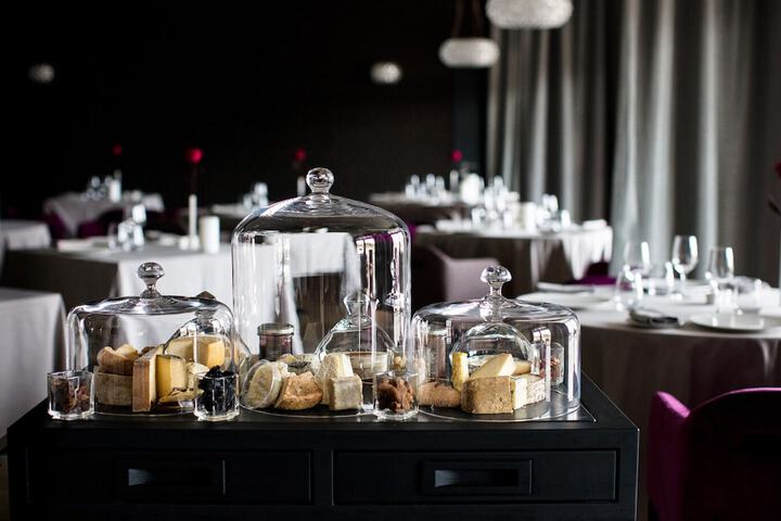 Dining Photos