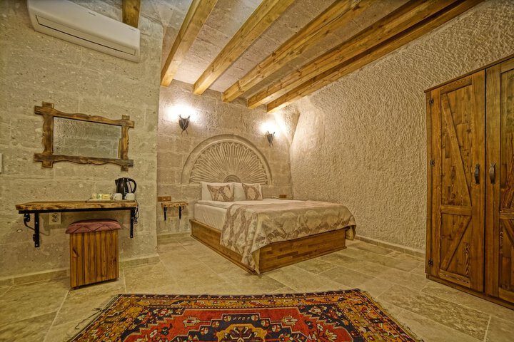 Room 5 of 53